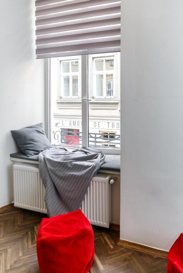 Main Square Apartment Good Stay In The City Center Lviv Dış mekan fotoğraf