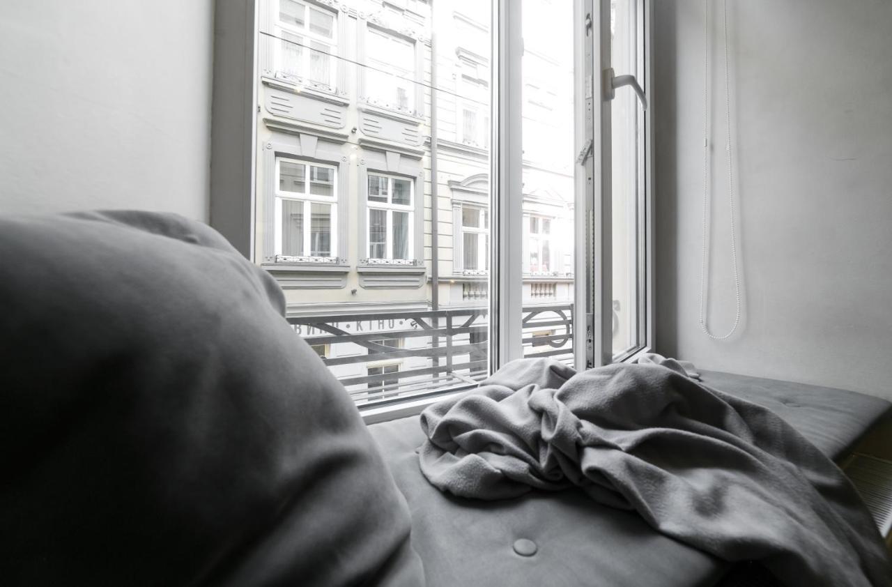 Main Square Apartment Good Stay In The City Center Lviv Dış mekan fotoğraf