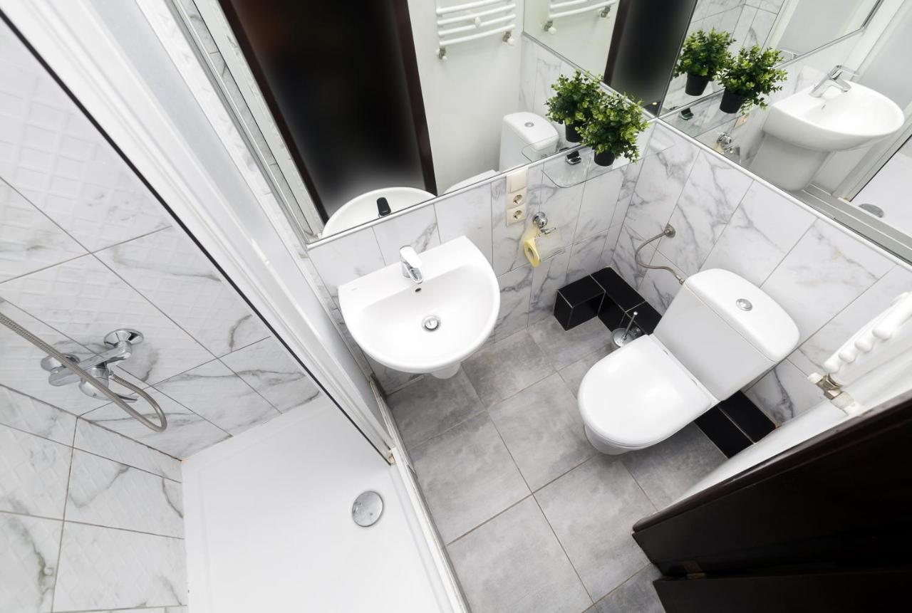 Main Square Apartment Good Stay In The City Center Lviv Dış mekan fotoğraf